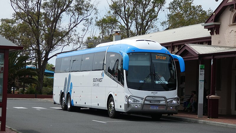 File:South West Coach Lines Mercedes-Benz O500RF-3 (Irizar i6) 1HVR981 at Bunbury Bus Station.jpg