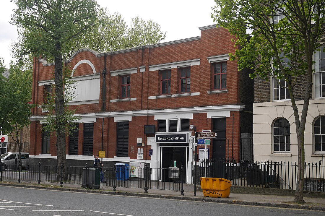 Essex Road railway station