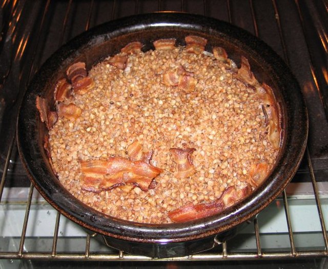 Buckwheat porridge made in oven