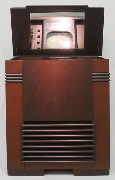 File:Television, RCA Victor TRK 12, 1939, Wolfsonian-FIU Museum.JPG