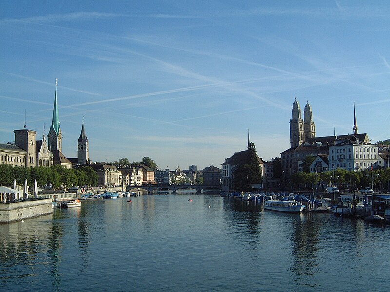 File:The Limmat river in the city of Zürich - panoramio.jpg