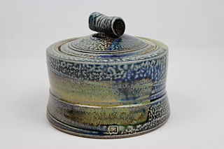 <span class="mw-page-title-main">Jane Hamlyn</span> English studio potter