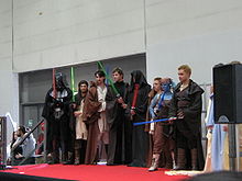 Cosplayer vestiti come personaggi della saga durante un evento a Torino nel 2006