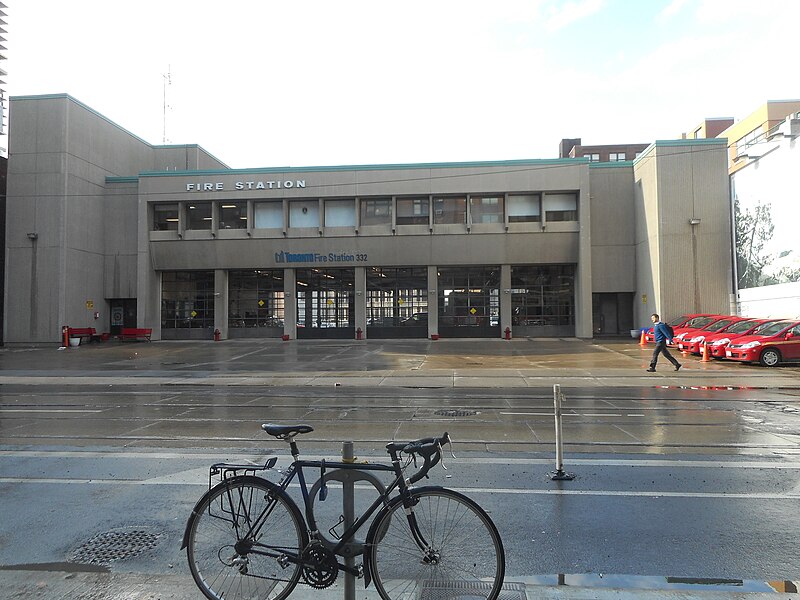 File:Toronto Fire Services Station 332.jpg