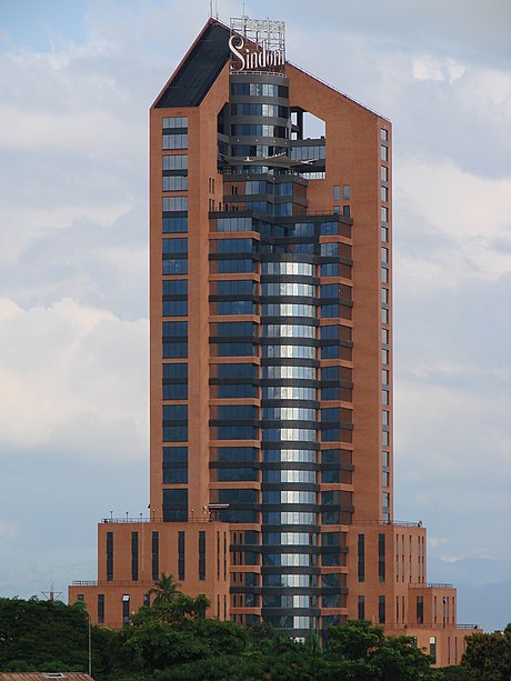 Torre Sindoni, Maracay.