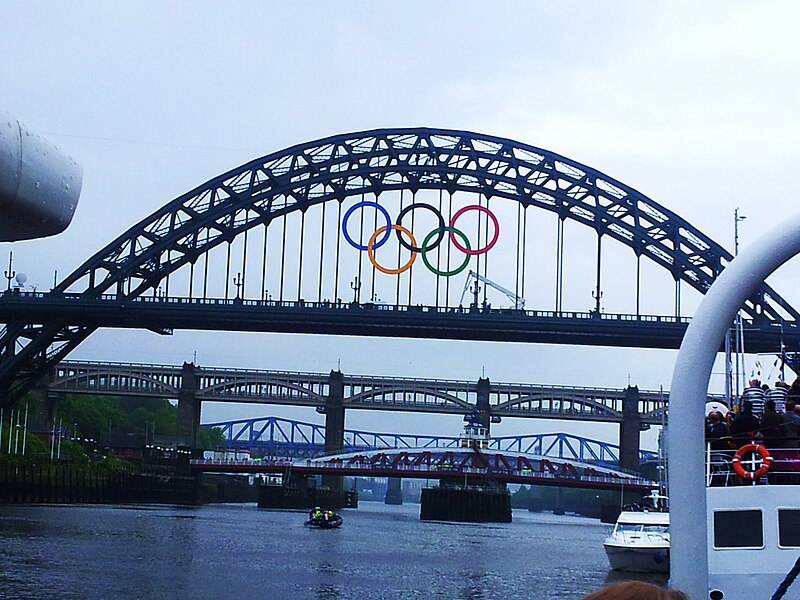 File:Tyne Bridge Olympics.jpg