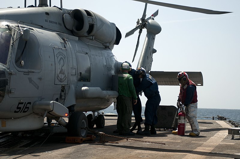 File:U.S. Sailors refuel a Navy SH-60B Seahawk helicopter assigned to Helicopter Anti-Submarine (Light) Squadron (HSL) 48 on the flight deck of the guided missile frigate USS Underwood (FFG 36) in the Caribbean Sea 120905-N-NL541-103.jpg