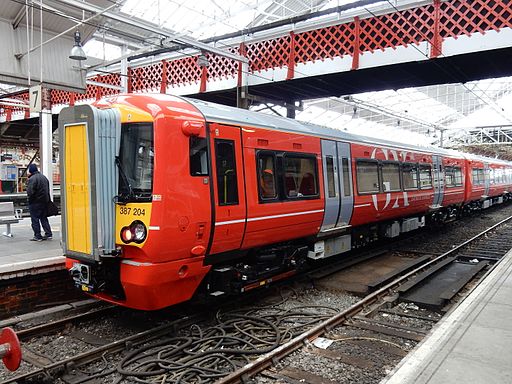 Unit 387204 at Crewe on 19th February 2016 07