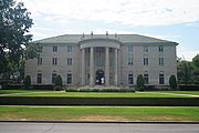 Beta Theta Pi Fraternity House