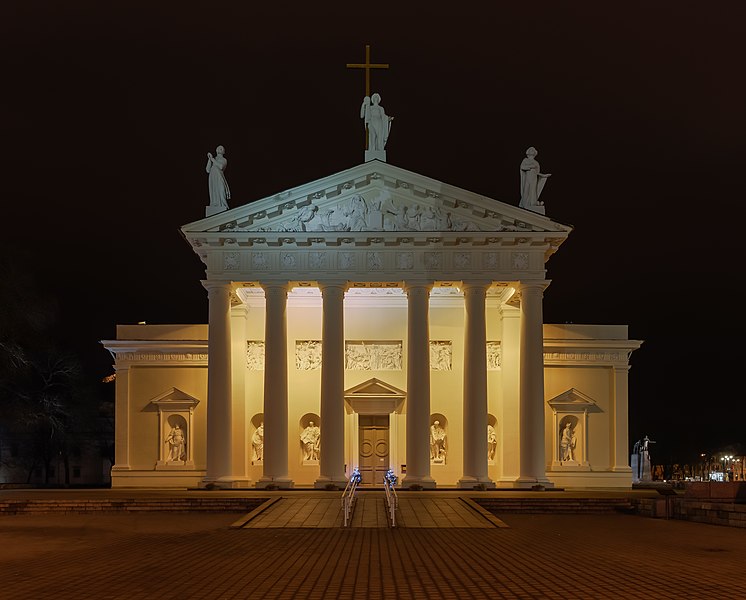 File:Vilnius Cathedral 2014.jpg