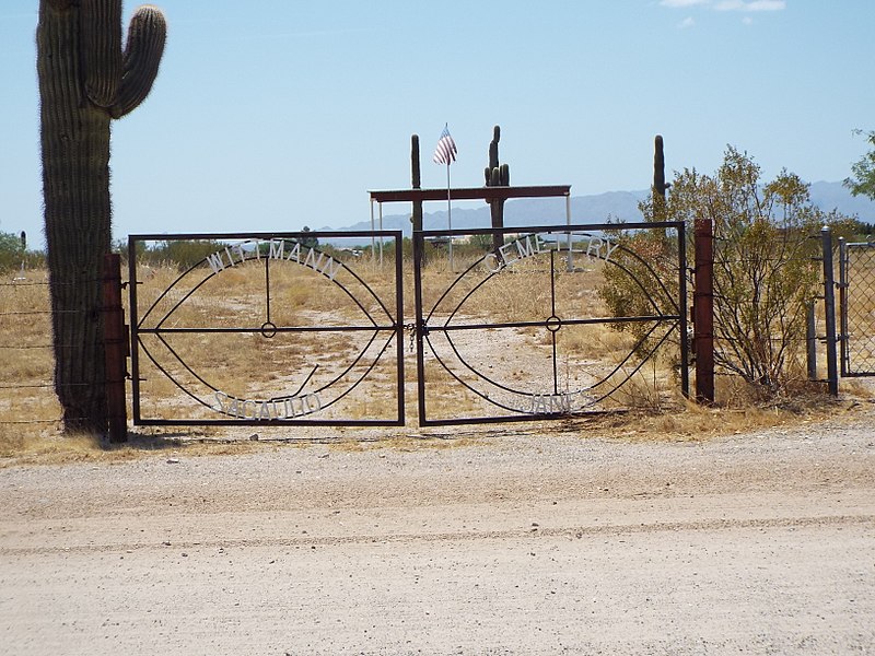 File:Wittmann-Wittmann Cemetery-1917.jpg