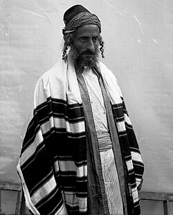 Yemenite Jew in Jerusalem, late 19th century.