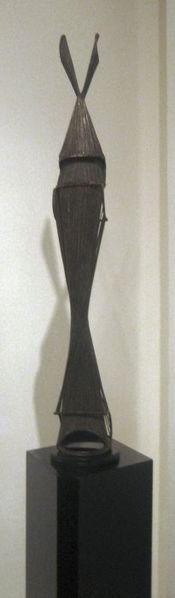 File:'Elan', welded bronze sculpture by Antoine Pevsner (Russian), 1953-58, Tel Aviv Museum of Art, Tel Aviv, Israel.jpg