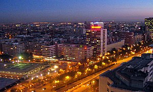 (Nueva España) Vista de Madrid desde Plaza de Castilla 02 (cropped).jpg