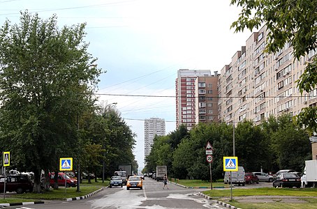 Кантемировская (старая) улица от Кавказского бульвара