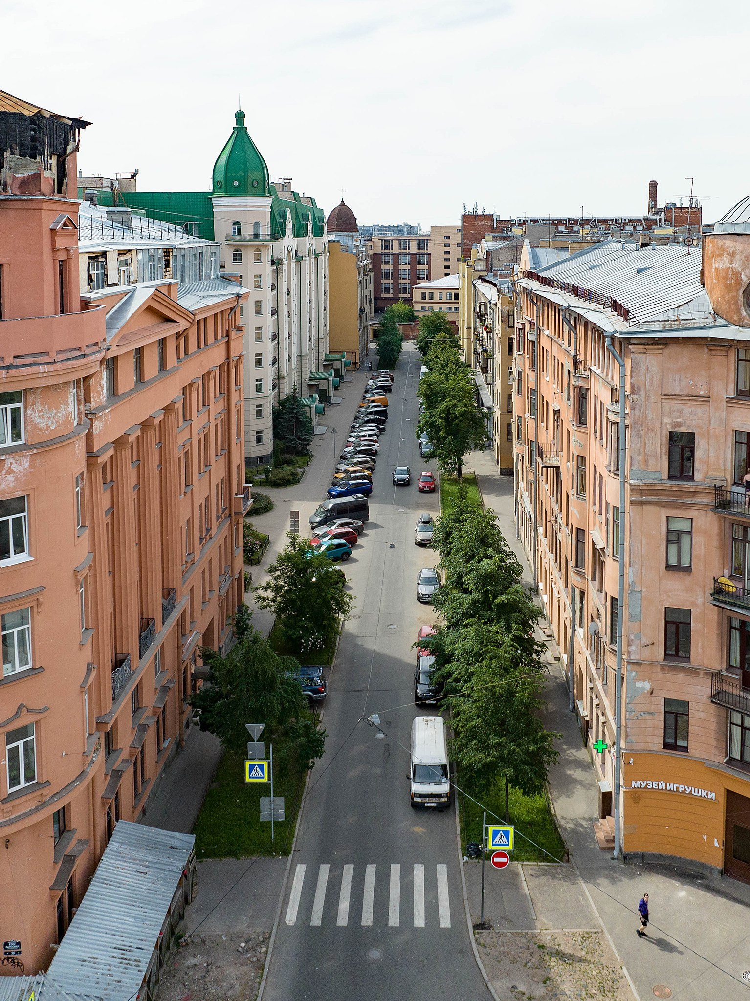 Файл:Санкт-Петербург, улица Вишневского от Карповского моста сверху.jpg —  Википедия