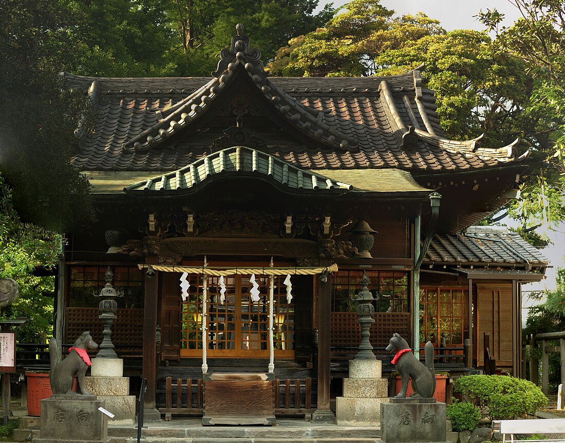 三囲神社