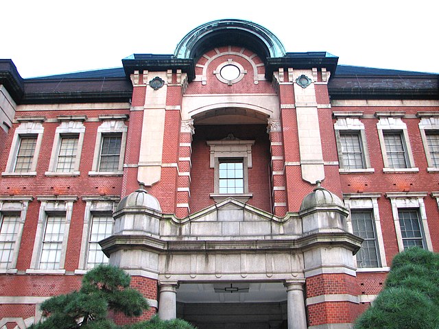 File 東京駅正面 1914年竣工 Panoramio Jpg Wikimedia Commons