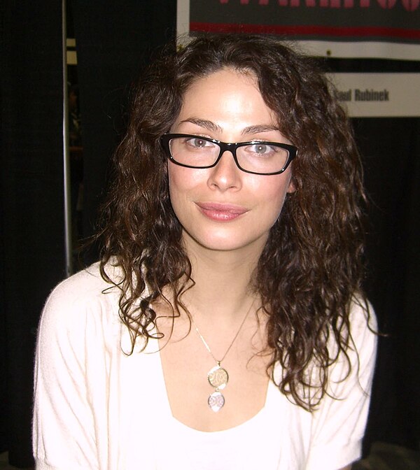 Joanne Kelly (2009)