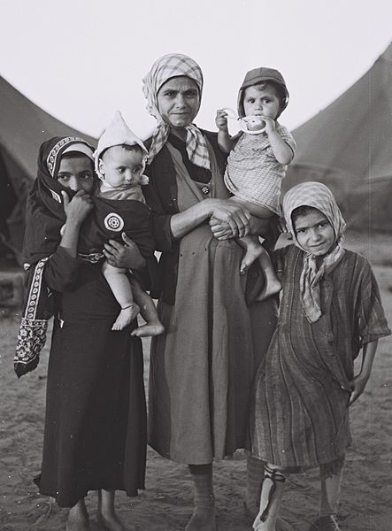 File:12 years old Jewish Yemenite mother.jpg