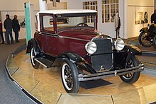 1928 Plymouth Model Q Roadster 1928 Plymouth Model Q Coupe (31627887952).jpg