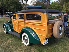 Кузов Packard Six Series 115C 1937 года производства Baker-Raulang - Rockville Show 2015 3of7.jpg