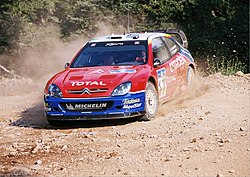 Colin McRae és Derek Ringer egy Citroën Xsara WRC-vel a 2003-as Akropolisz-ralin