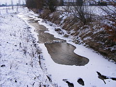 Floßbach oberhalb des unteren Rückhaltebeckens