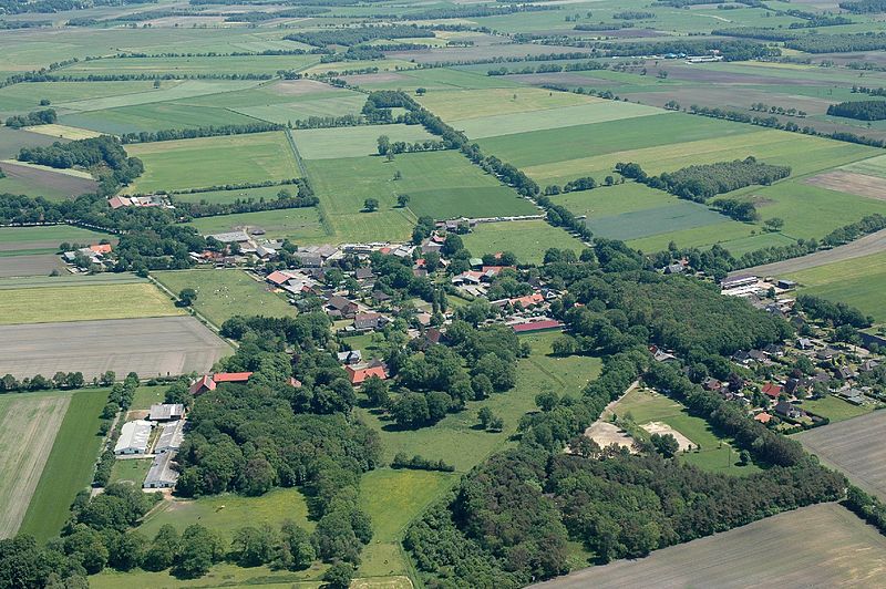 File:2012-05-28 Fotoflug Cuxhaven Wilhelmshaven DSC 3973.jpg