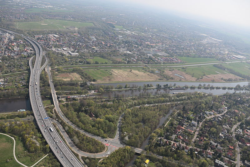 File:2013-05-03 Fotoflug Nordholz Papenburg HP 1631.JPG