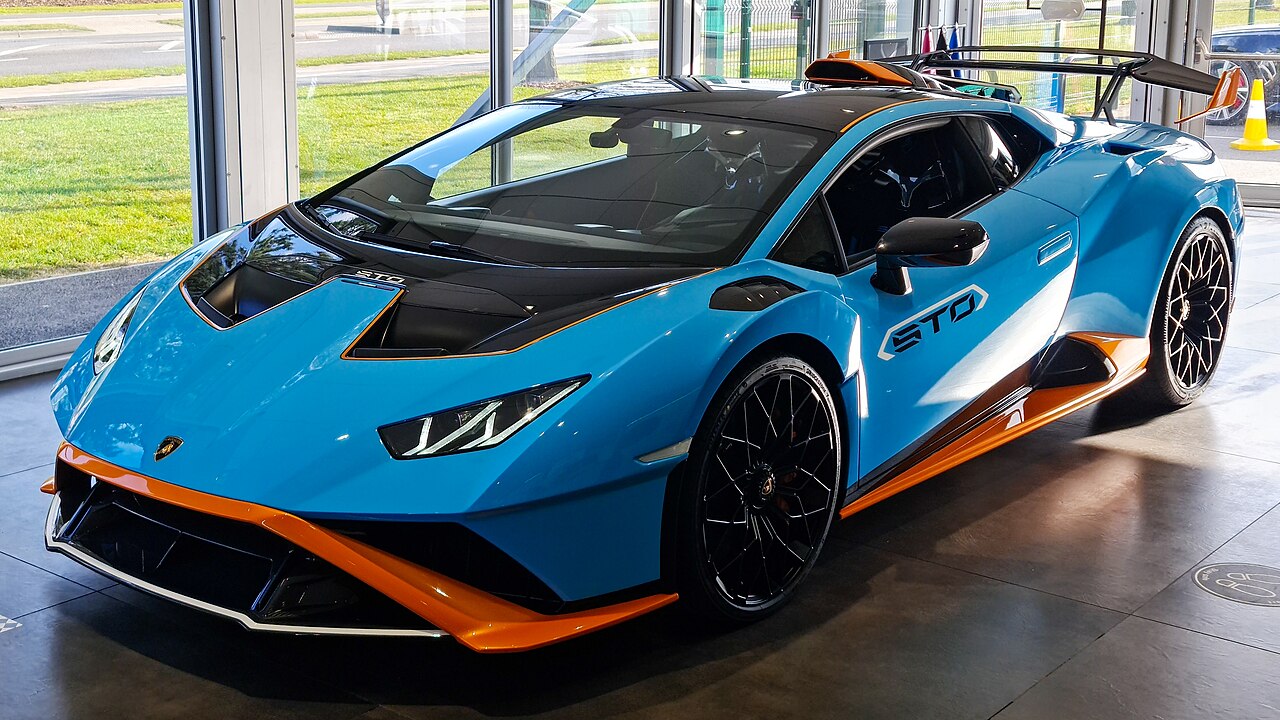 Image of 2021 Lamborghini Huracan Super Trofeo Omologato Front