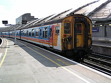 2325 med afgang London Waterloo.jpg