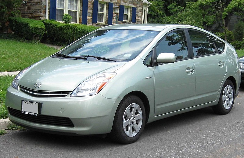 File:2nd Toyota Prius.jpg