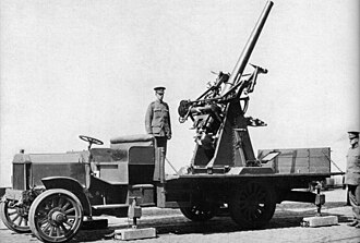 QF 3-inch 20 cwt - Mk I gun on Mk IV mounting on Peerless 4 ton lorry, WWI