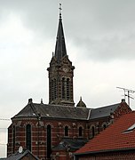 L'église vue en arrivant de Montdidier.