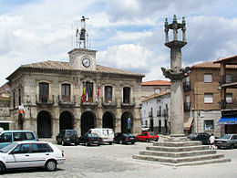 Almorox Ayuntamiento.jpg