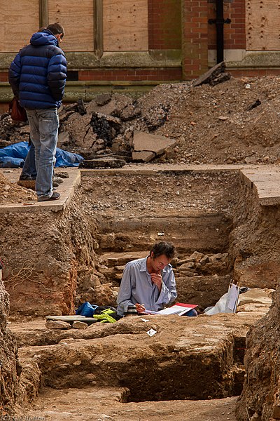 Archaeologists working on the site of Richard III's grave, in the former Greyfriars Church, in September 2012