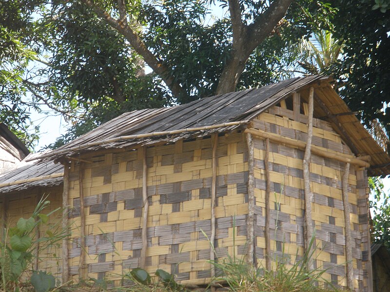 File:Bamboo House in Sambava Madagascar.JPG