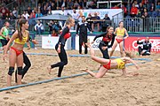 Deutsch: Beachhandball Europameisterschaften 2019 (Beach handball Euro); Tag 5: 6. Juli 2019 – Frauen, Platzierungsspiel für die Ränge 9–12, Deutschland-Polen 2:1 (22:23, 19:16, 7:6) English: Beach handball Euro; Day 5: 6 July 2019 – Placement Match/Cross Match for rank 9–12 Women – Germany-Poland 2:1 (22:23, 19:16, 7:6)