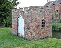 Bedale Medicinal Leech House, North Yorkshire - the frontage.jpg