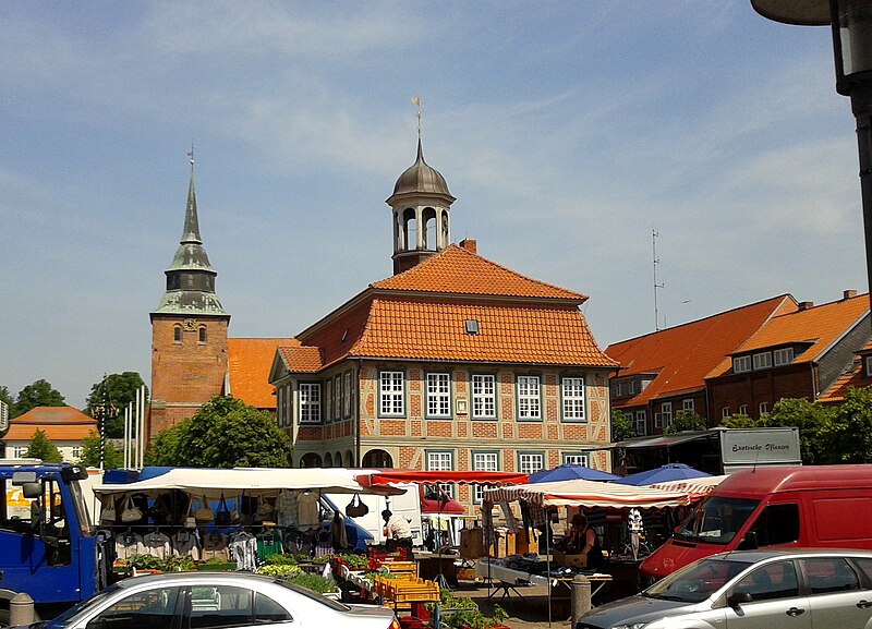 File:Boizenb Markt1.jpg