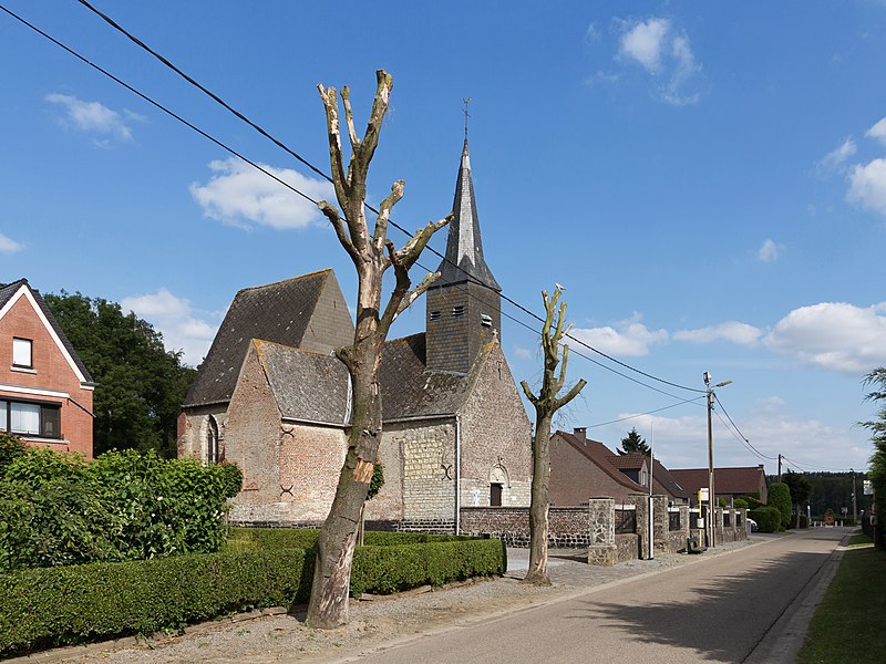 File:Bos, de Onze-Lieve-Vrouwekapel oeg43185 foto4 2015-06-0917.30.jpg