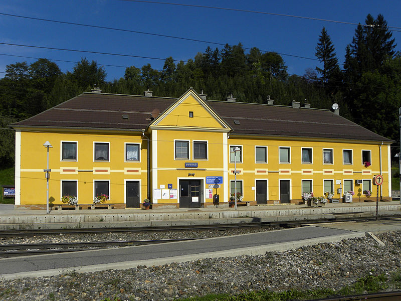 File:Breitenstein - Bahnhof Breitenstein.jpg