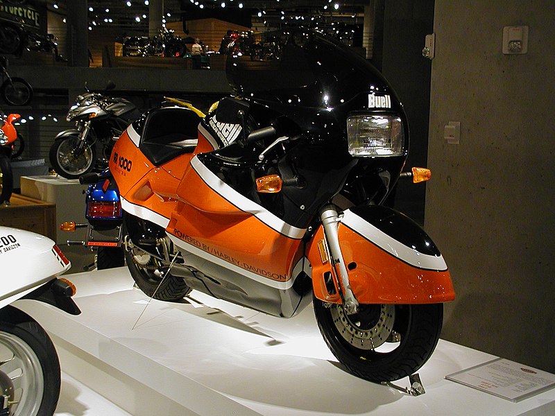 Die Buell Motorcycle Company 800px-Buell_RR1000_Battletwin_01