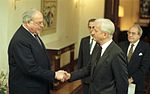 Richard von Weizsäcker benoemt Helmut Kohl tot bondskanselier