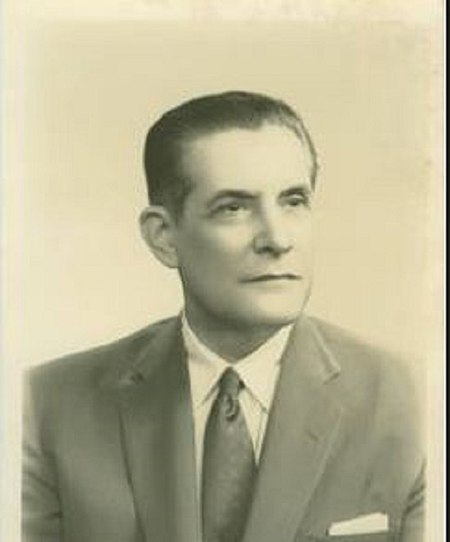 CARLOS MARQUEZ STERLING.jpg