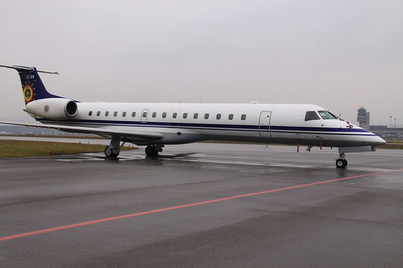 File:CE-04 Embraer ERJ.145 Belgian Air Force (12675268624).jpg