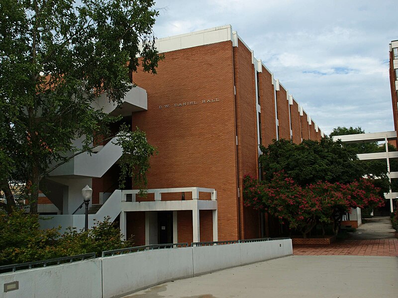 File:CU Daniel Hall Aug2010.jpg