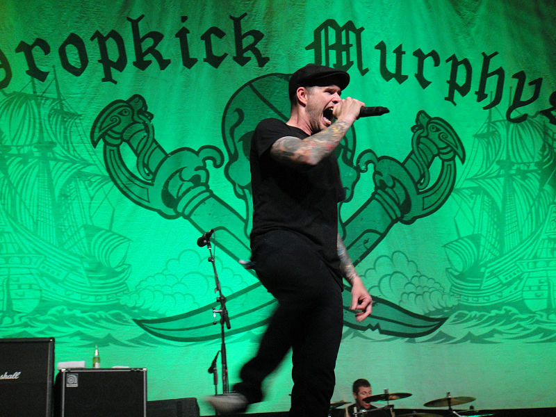 File:Call of Duty XP 2011 - Dropkick Murphys (6113494655).jpg