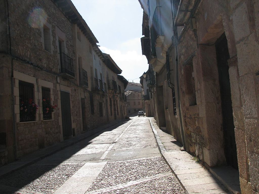 Calle Atienza 2.jpg